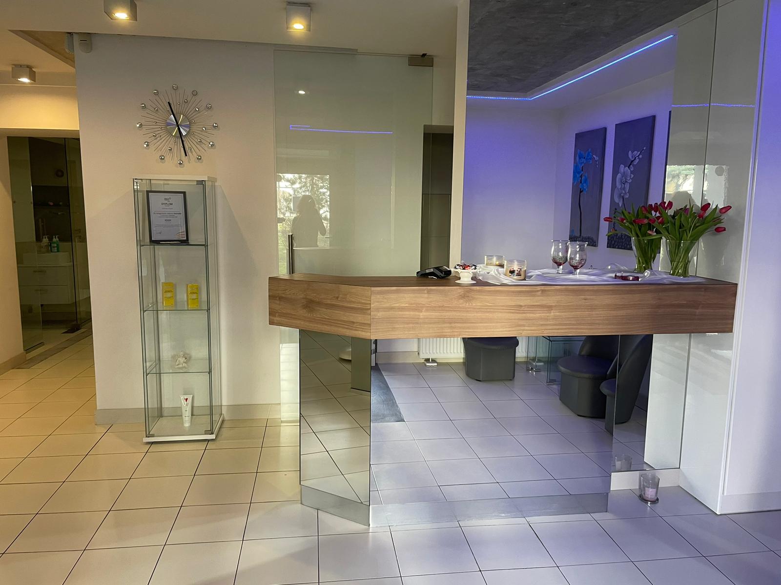 Strefa konsultacji kliniki kosmetologii Praga Południe